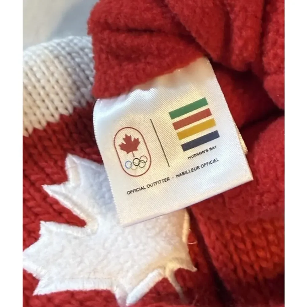 NEW Team Canada 2014 Adult L/XL Sochi Olympic HBC Hudson's Bay Red Mittens